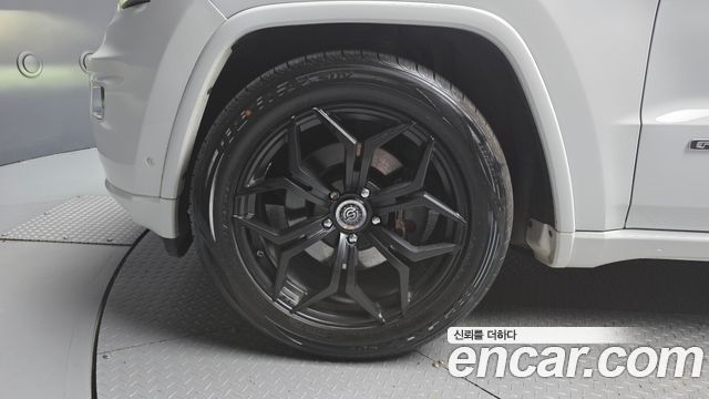 Jeep Cherokee из Кореи Encar