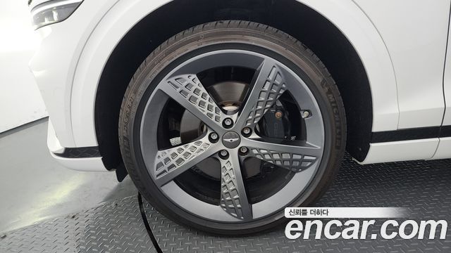 Genesis GV70 из Кореи Encar
