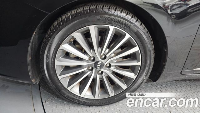 Kia K7 из Кореи Encar