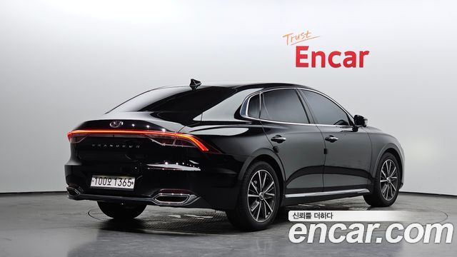 Hyundai Grandeur из Кореи Encar