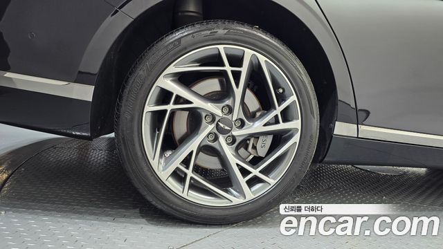 Genesis G90 из Кореи Encar