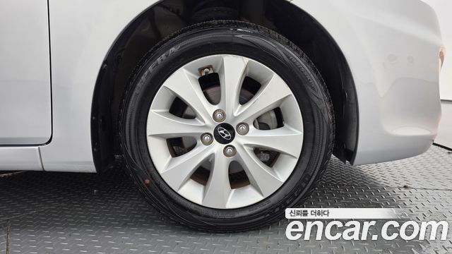 Hyundai Accent из Кореи Encar
