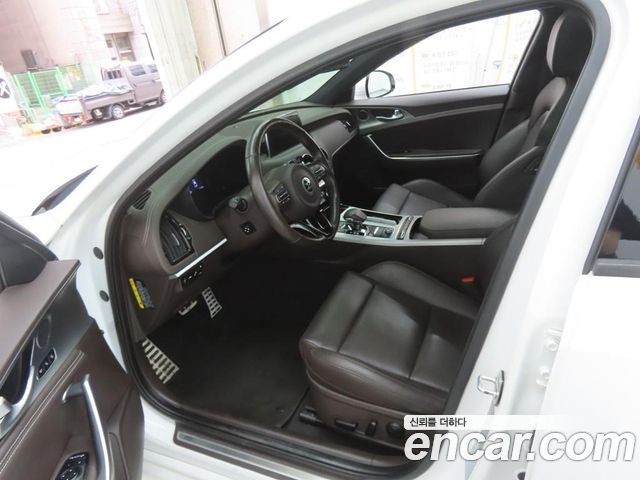 Kia Stinger из Кореи Encar