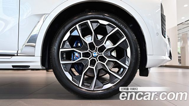 BMW X7 xDrive 40i M Sport 6STR — пробег 4 162 км — фото 5 из 5
