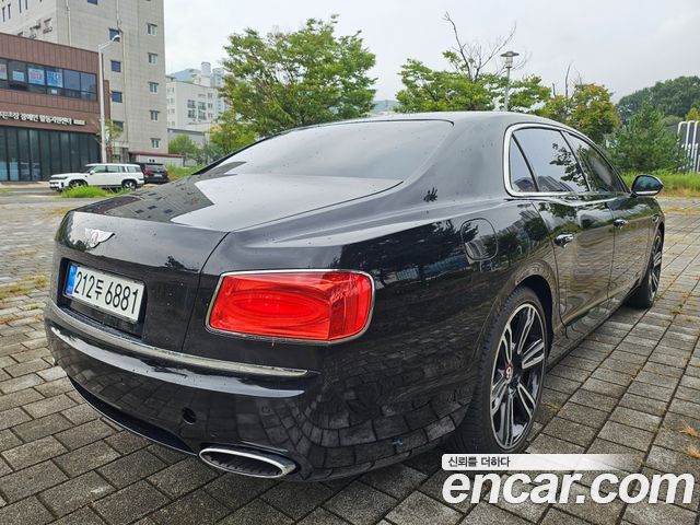 Bentley Flying Spur из Кореи Encar