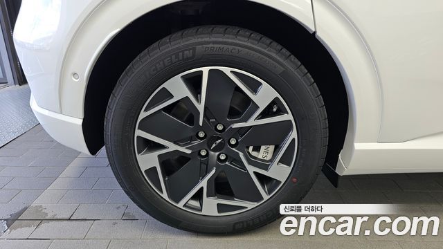 Genesis GV60 Standard AWD — пробег 417 км — фото 5 из 5