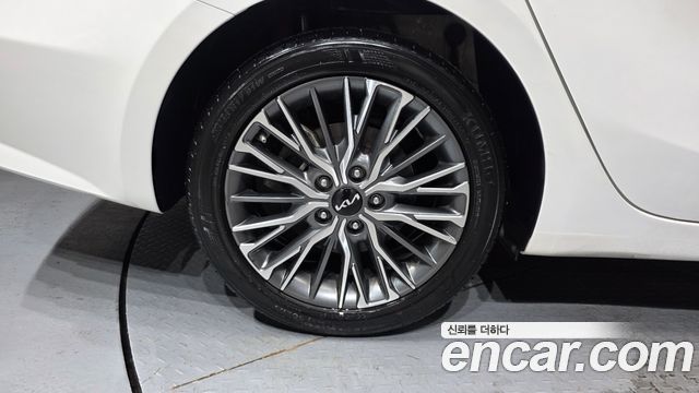 Kia K3 из Кореи Encar