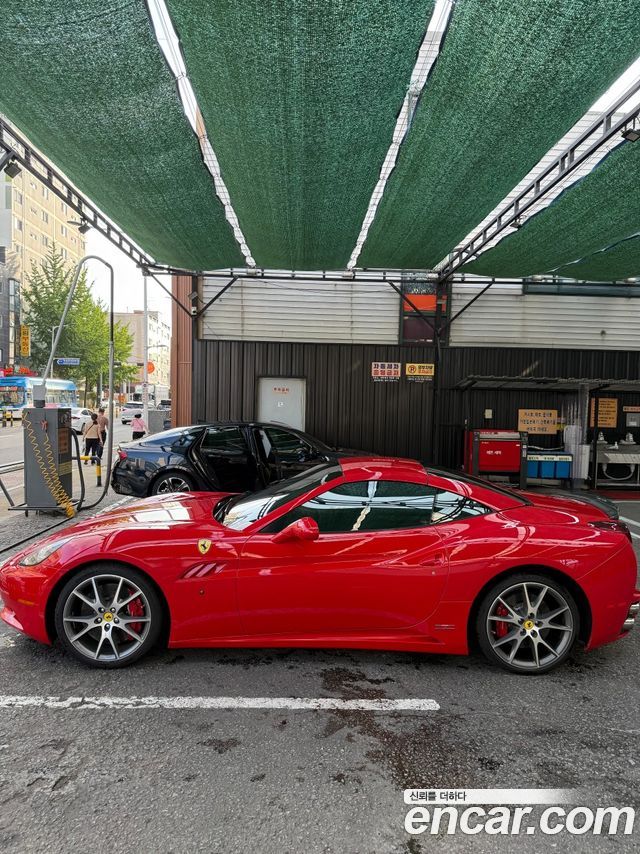 Ferrari California из Кореи Encar