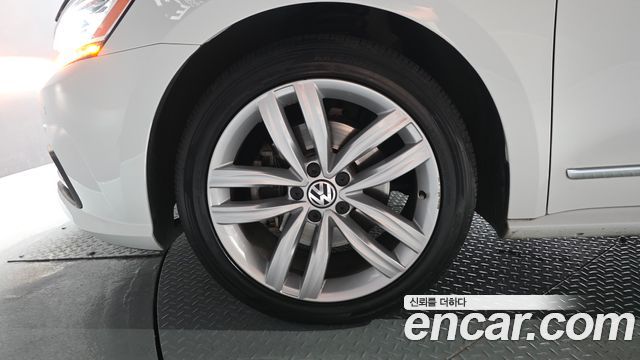 Volkswagen Passat из Кореи Encar