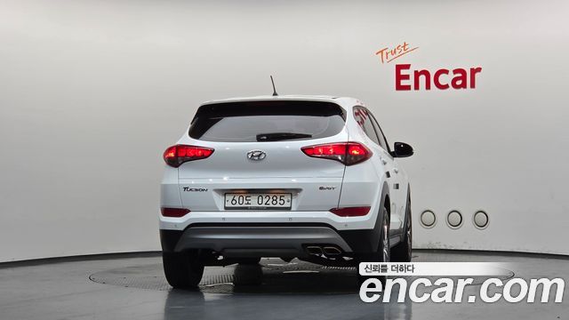 Hyundai Tucson из Кореи Encar
