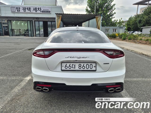 Kia Stinger из Кореи Encar