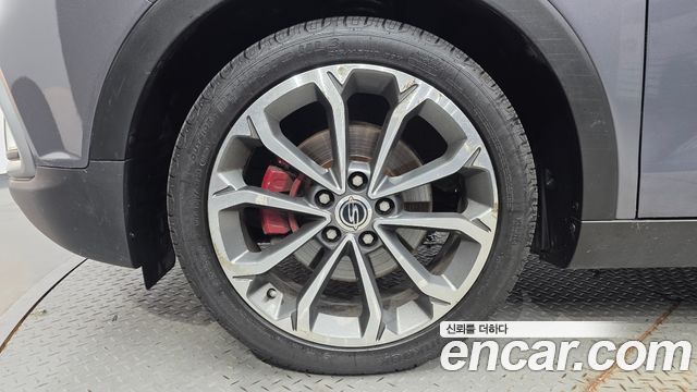 Ssangyong TIBOLI из Кореи Encar