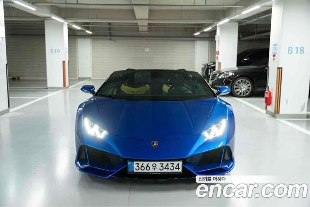 Lamborghini Huracan LP640-4 EVO Spyder — пробег 13000 км