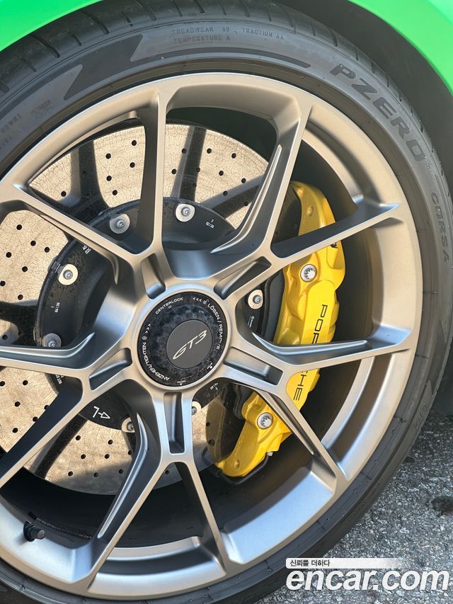 Porsche 911 GT3 — пробег 9 500 км — фото 5 из 5
