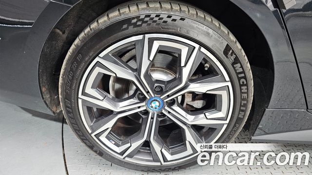 BMW i4 из Кореи Encar