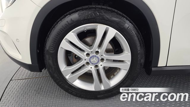 Mercedes-Benz GLA-Class из Кореи Encar