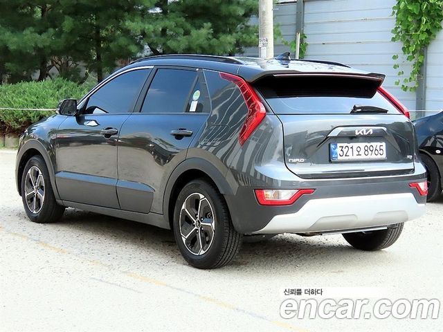 Kia Niro Trendy — пробег 62 388 км — фото 3 из 5