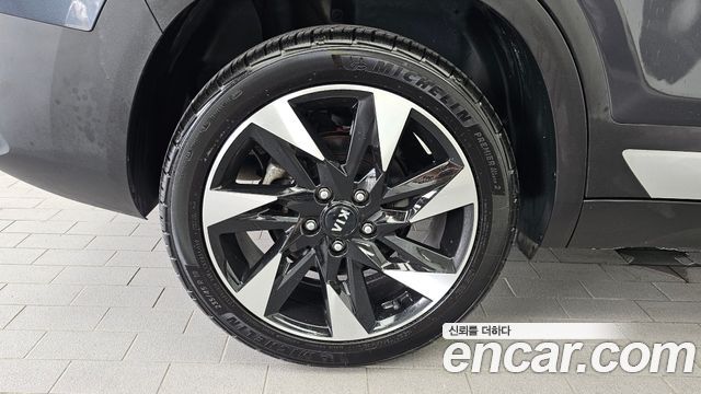 Kia Seltos из Кореи Encar