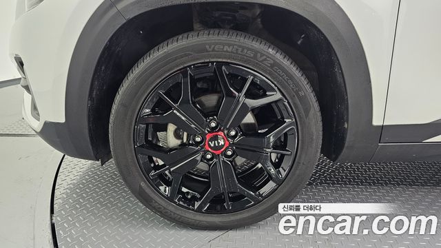 Kia Seltos из Кореи Encar