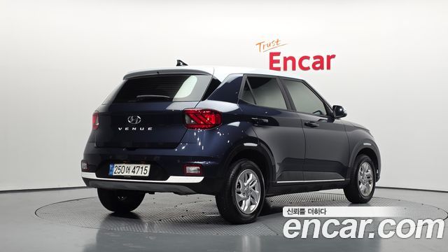 Hyundai Venue из Кореи Encar
