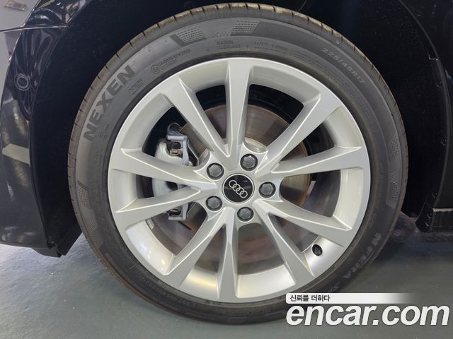 Audi A3 40 TFSI — пробег 20 км