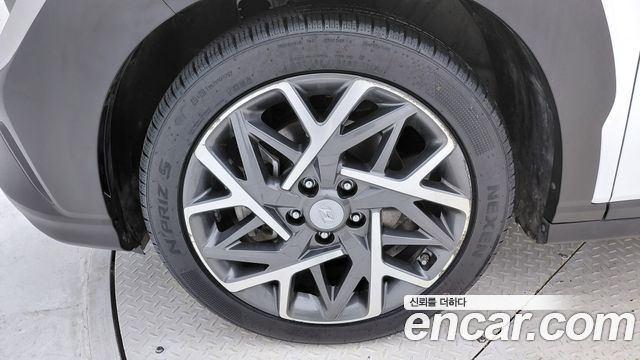 Hyundai Kona из Кореи Encar
