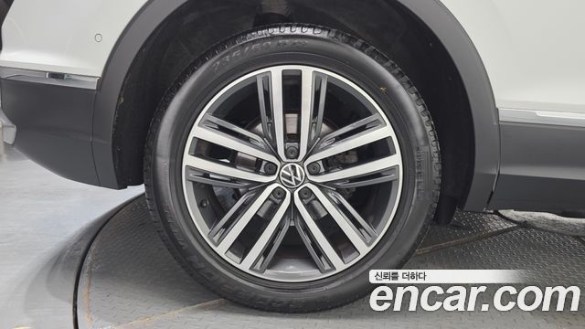 Volkswagen Tiguan 2.0 TDI 4Motion Prestige — пробег 79 084 км — фото 5 из 5