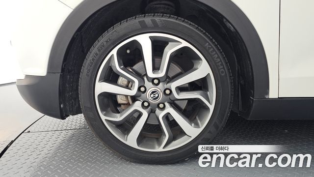Ssangyong TIBOLI из Кореи Encar