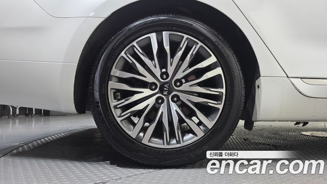 Kia K7 из Кореи Encar