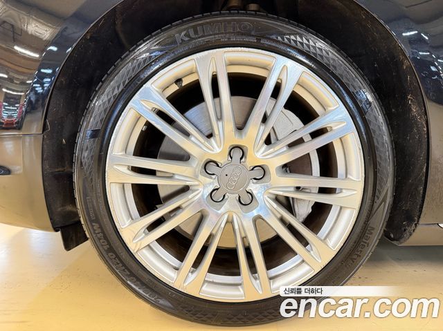 Audi A8 из Кореи Encar