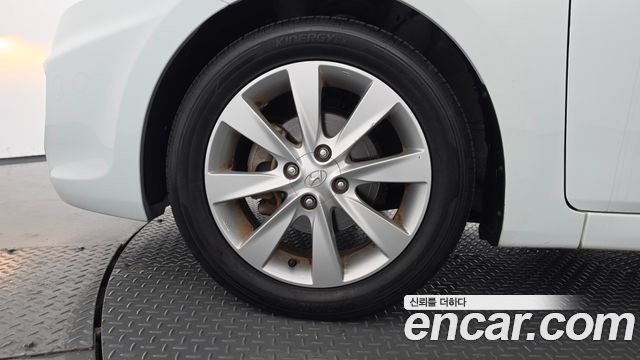 Hyundai Accent WIT 1.6 GDI Top — пробег 103988 км