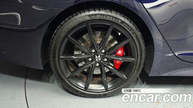 Kia Stinger из Кореи Encar