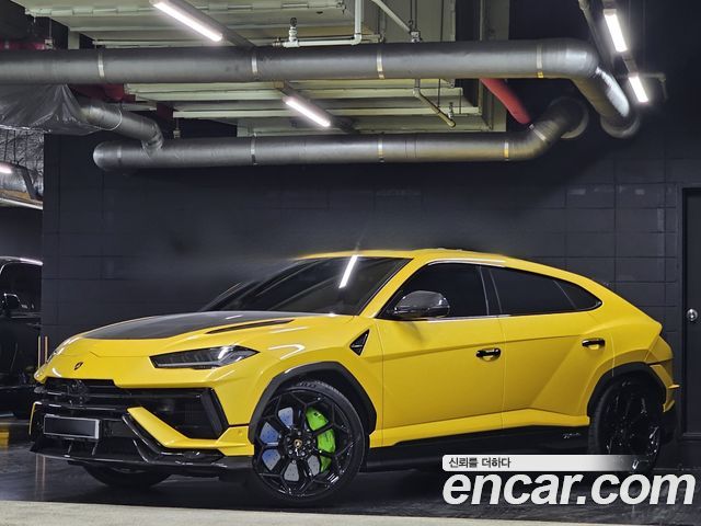 Lamborghini Urus из Кореи Encar