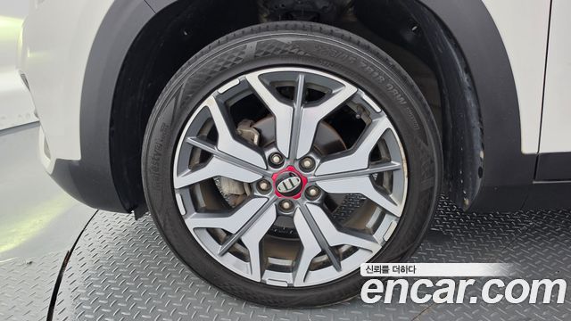 Kia Seltos из Кореи Encar
