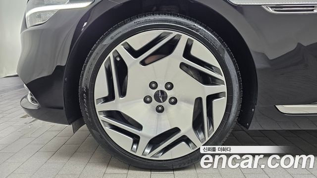 Genesis G90 из Кореи Encar