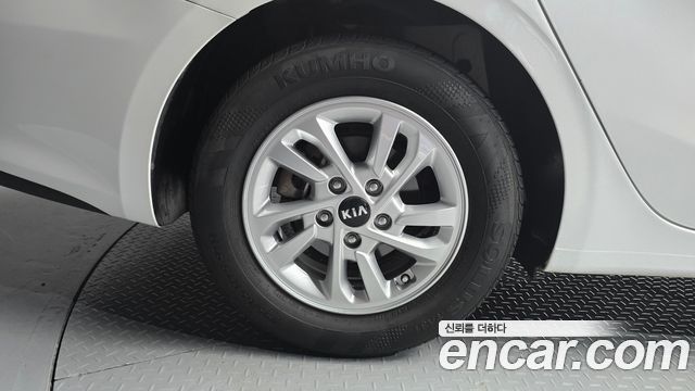 Kia K3 из Кореи Encar
