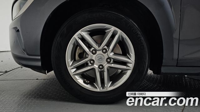 Hyundai Kona из Кореи Encar