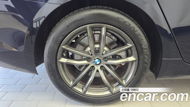 BMW 5-Series 520d xDrive M Sport Package Plus — пробег 144 791 км — фото 5 из 5