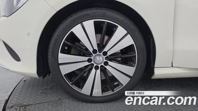 Mercedes-Benz CLA-Class из Кореи Encar