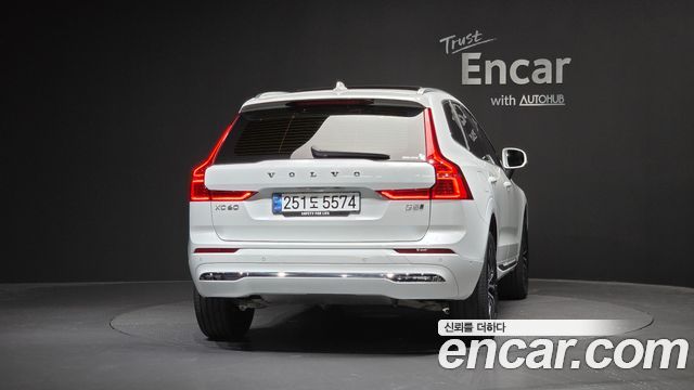 Volvo XC60 B5 Ultra Bright — пробег 11 582 км — фото 4 из 5