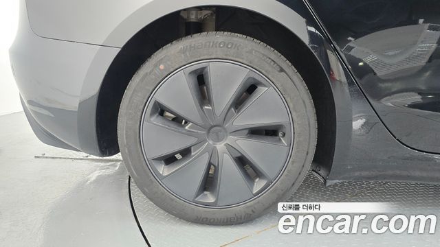 Tesla Model 3 RWD — пробег 23 705 км