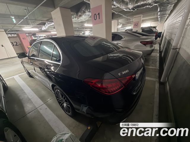 Mercedes-Benz C-Class C300 4MATIC Avantgarde — пробег 16 000 км — фото 5 из 5