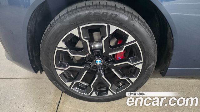 BMW X3 xDrive 20 M Sport Pro — пробег 8 187 км — фото 5 из 5