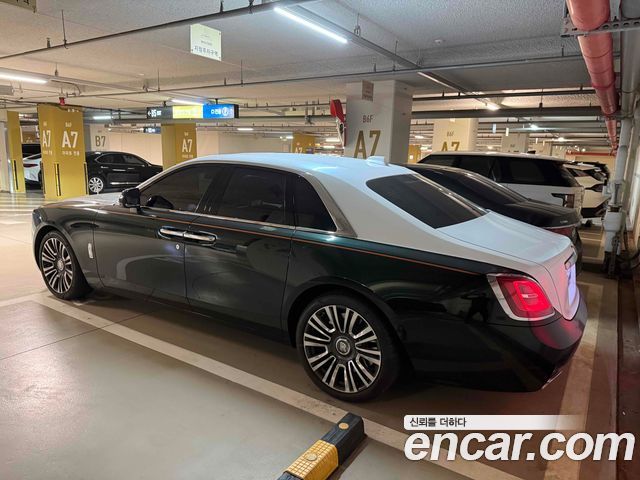 Rolls-Royce Ghost 6.7 V12 — пробег 43 000 км