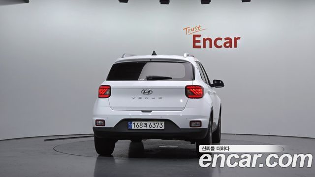 Hyundai Venue из Кореи Encar