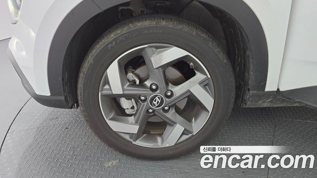 Hyundai Venue из Кореи Encar