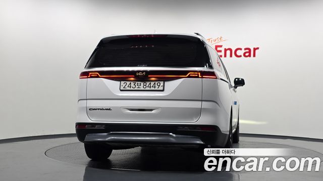 Kia Carnival Diesel 9-Seater Noblesse — пробег 113 167 км — фото 4 из 5