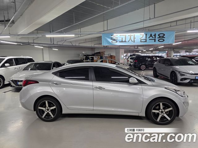 Hyundai AVANTE 1.6 GDi Smart Standard — пробег 240 465 км