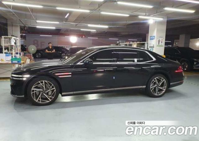 Genesis G90 Gasoline 3.5 Turbo AWD — пробег 14 558 км