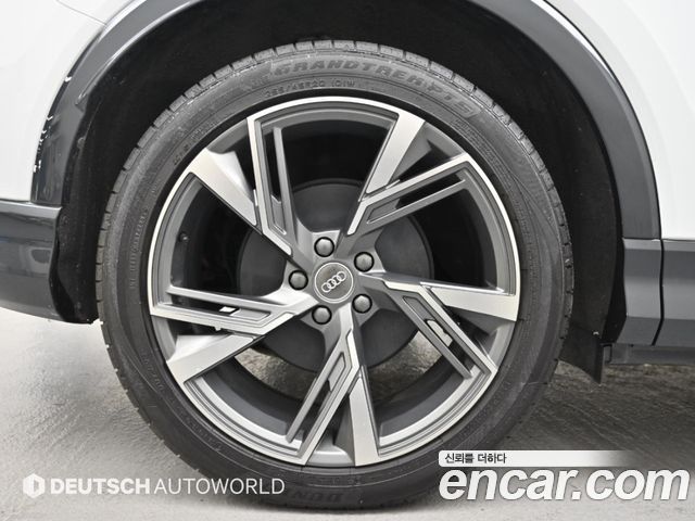 Audi Q4 e-tron 45 Sportback — пробег 38 590 км